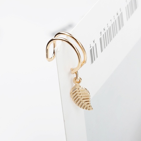 🔸2 for $15🔸Ear Bone Clip - Picture 4 of 5